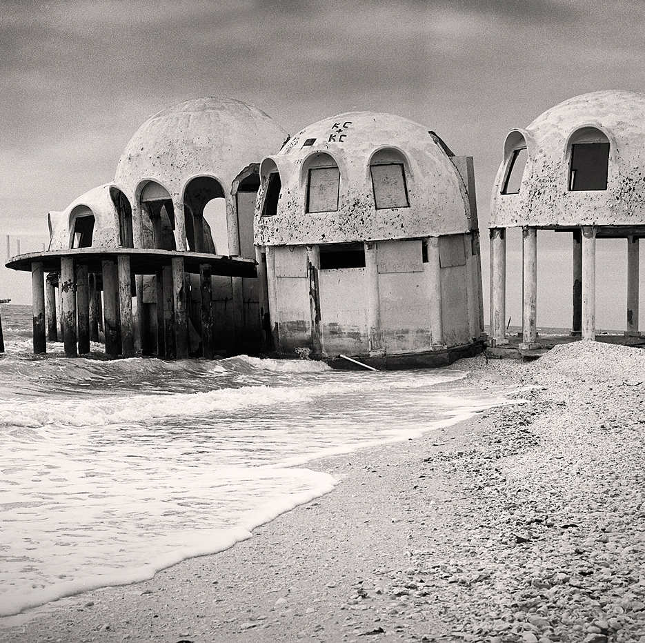 balck and white dome house ruins of cape romano florida